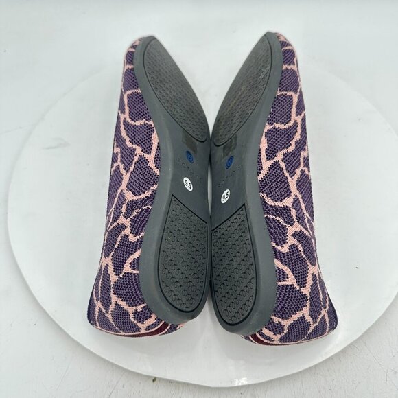 Rothys The Point Women Size 9.5 Purple Giraffe Safari Animal Print  Flat Shoes - Picture 6 of 11
